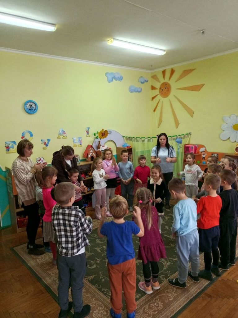 photo_5269455913762884983_y