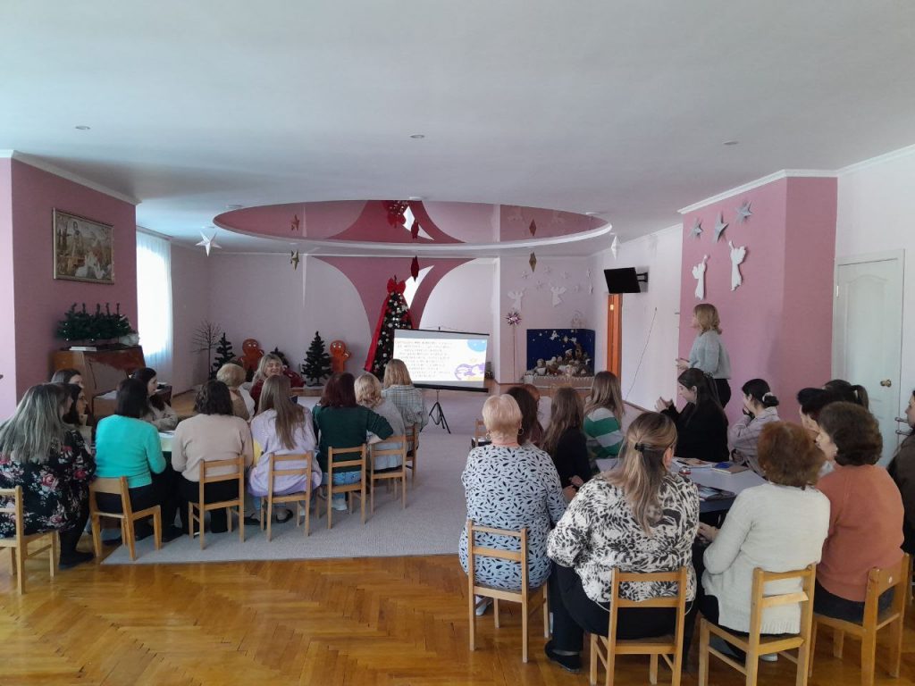 photo_5449554415154040525_y