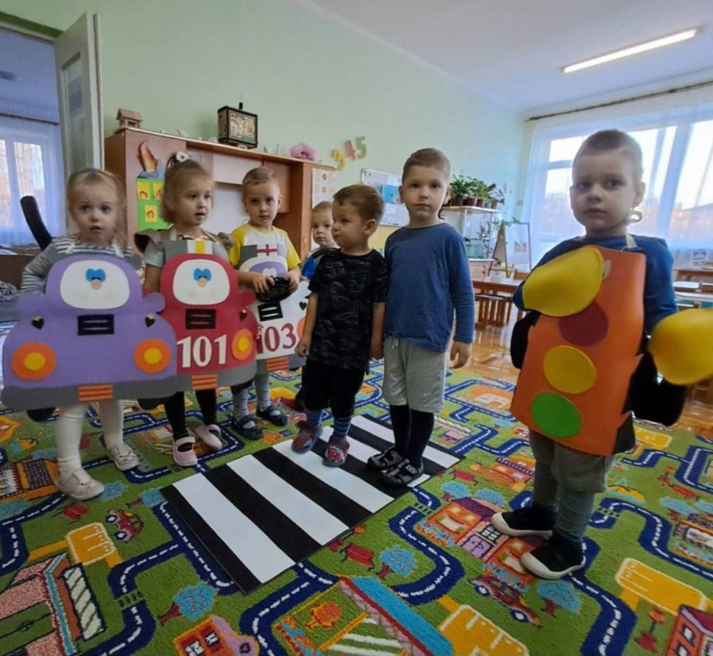 photo_5220009832184747549_y