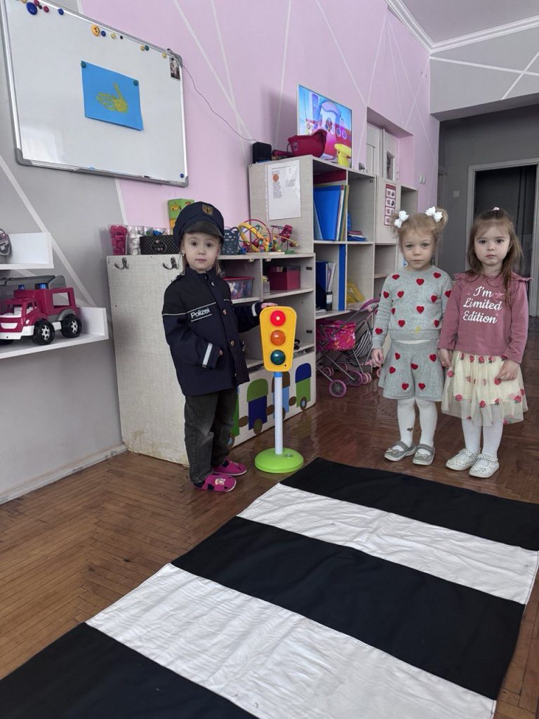 photo_5220009832184747687_y