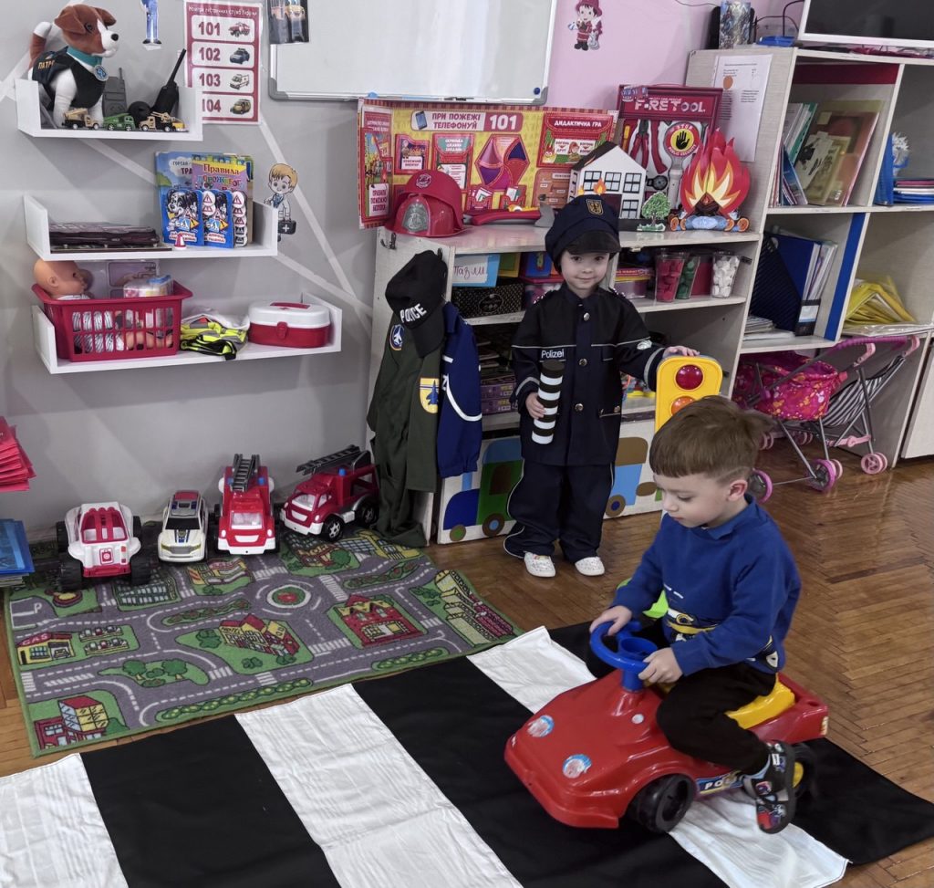 photo_5239951820606609731_y