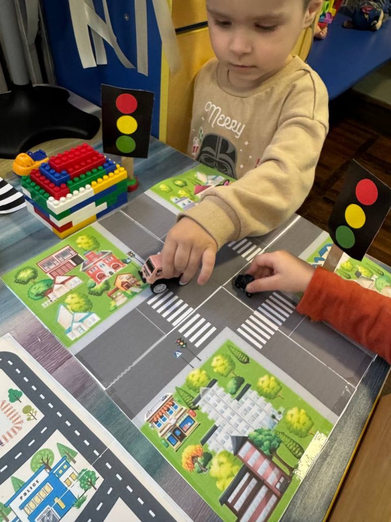 photo_5239951820606609837_y