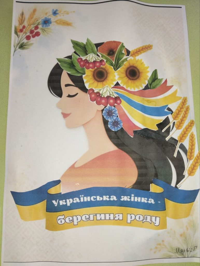 photo_5258216358011410530_y