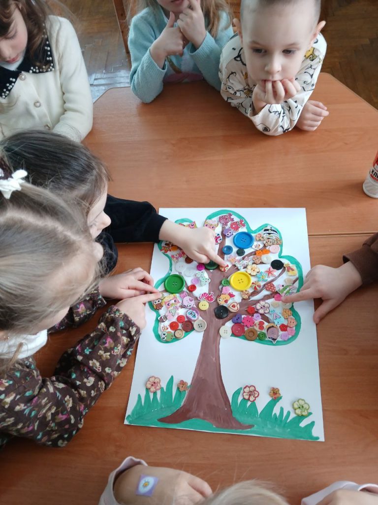 photo_5260584482719339743_y