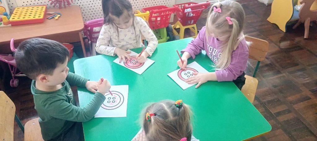 photo_5260584482719339746_y