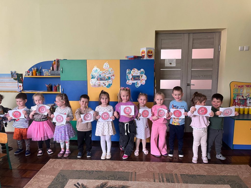 photo_5260584482719339749_w