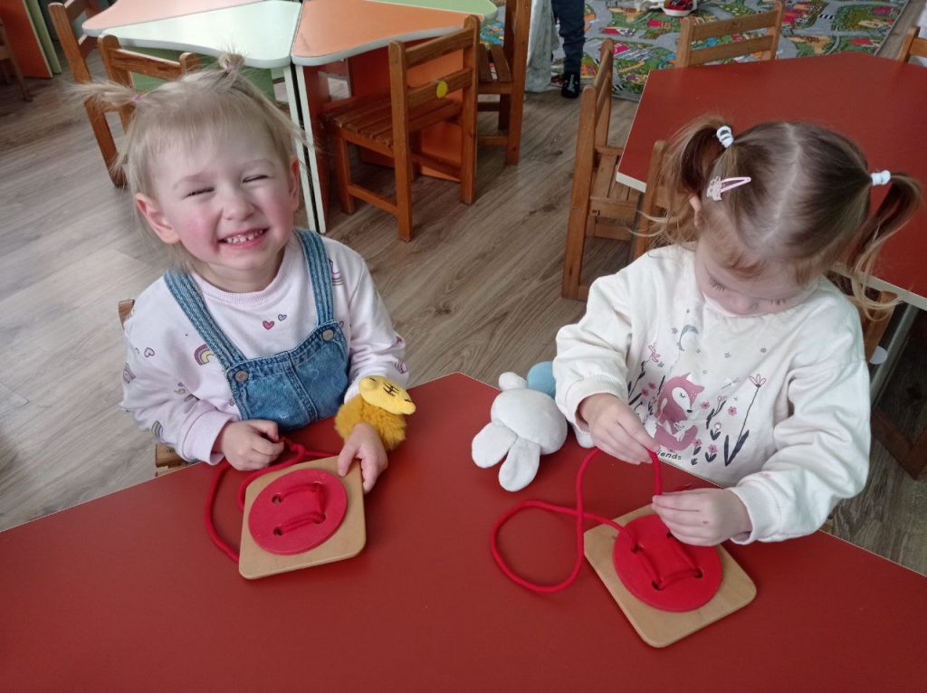 photo_5260584482719339812_y