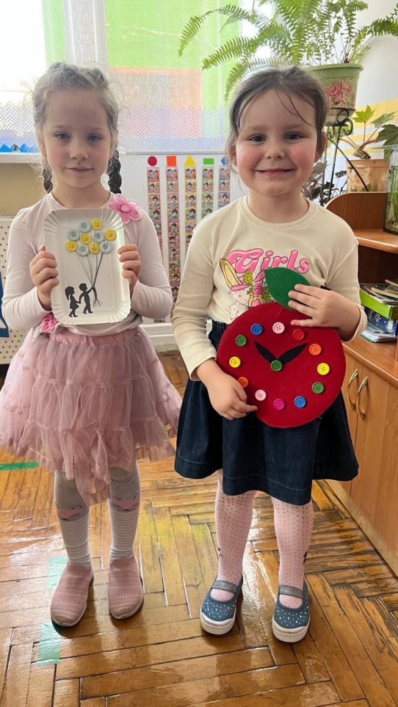 photo_5260584482719339823_y