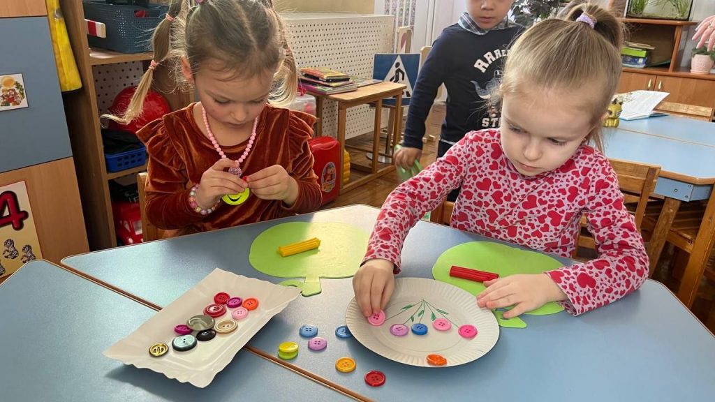 photo_5260584482719339825_y