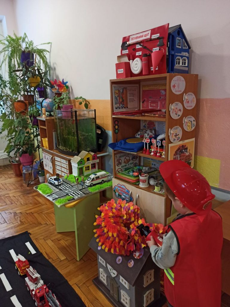 photo_5816680291106491687_y