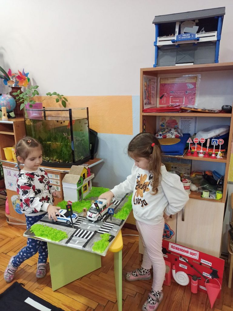 photo_5816680291106491688_y