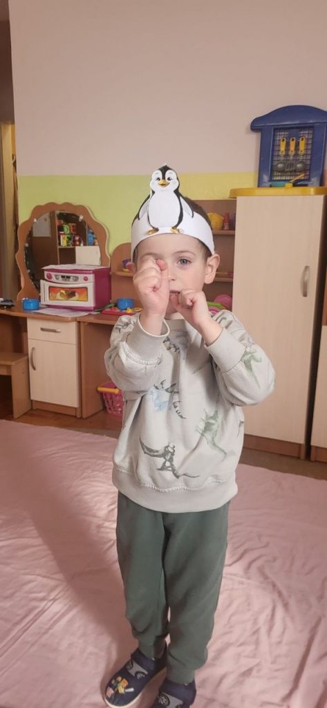 photo_5348321069619684480_y