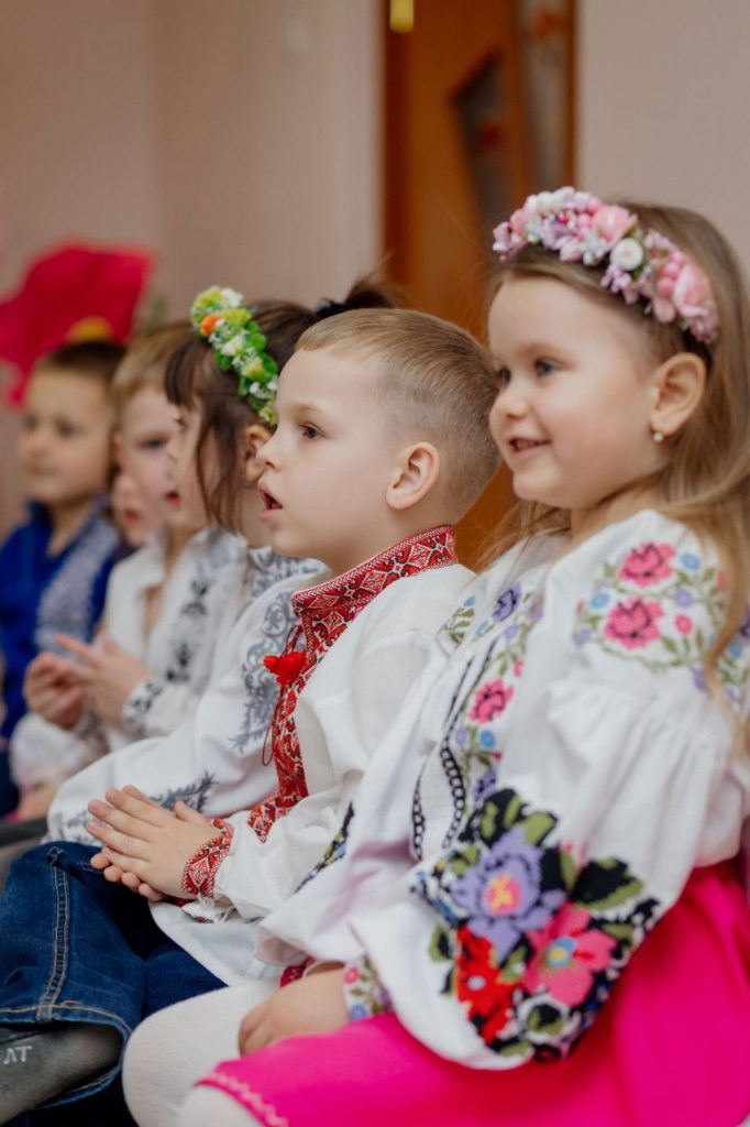 668714744_2344283922715952_6027124201545452369_n